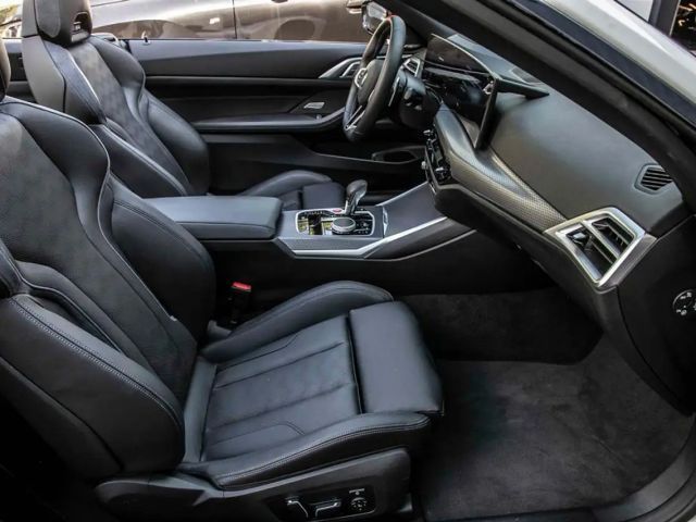 BMW M4 Cabrio Competition xDrive