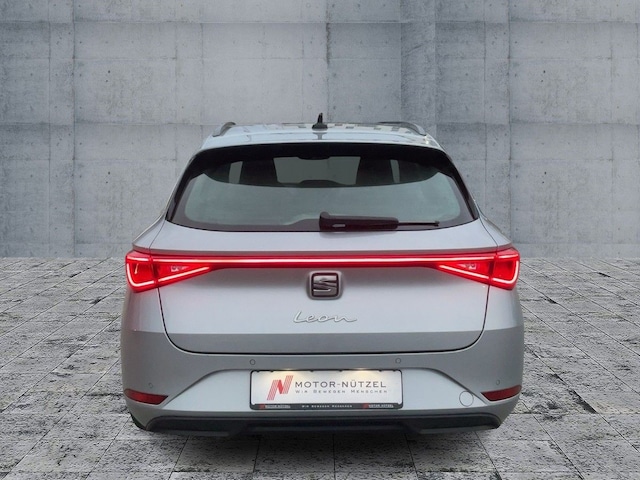 Seat Leon 2.0 TDI DSG Sportstourer Style