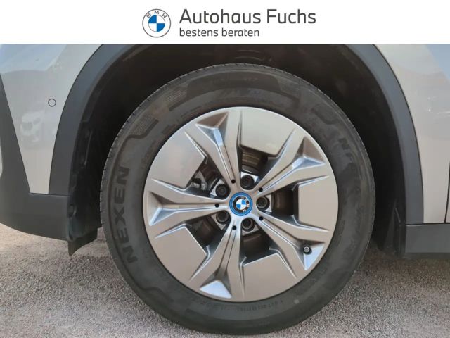 BMW iX1 xDrive30