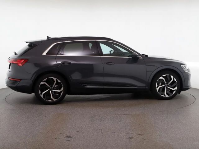 Audi Q8 e-tron 50 Quattro