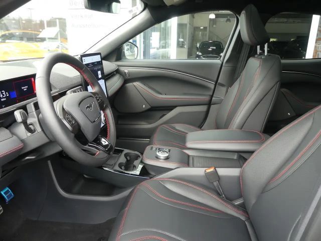 Ford Mustang Mach-E 98 kWh AWD