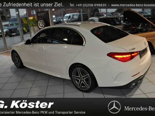 Mercedes-Benz C 200 AMG Line Sedan