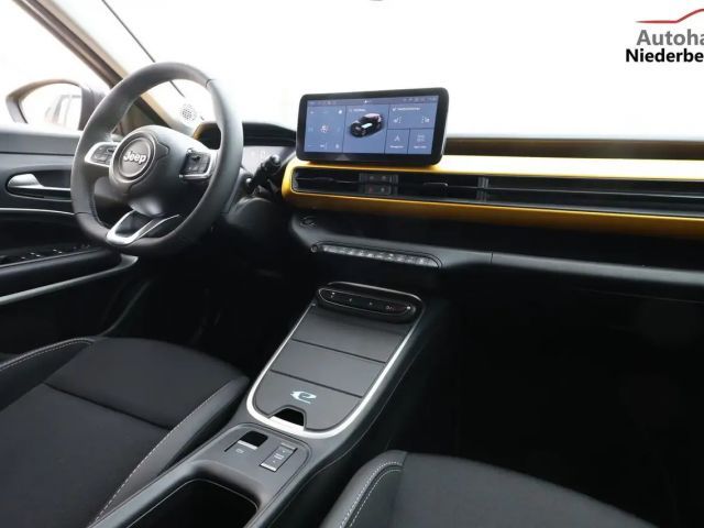 Jeep Avenger Full-Electric Summit