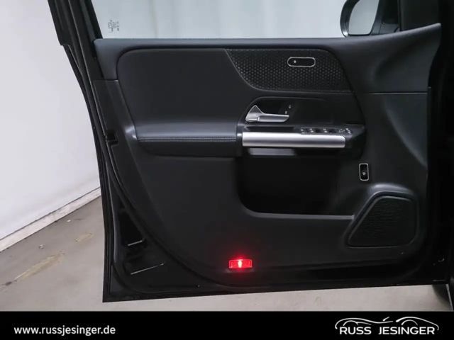 Mercedes-Benz B 180 Progressive Sedan