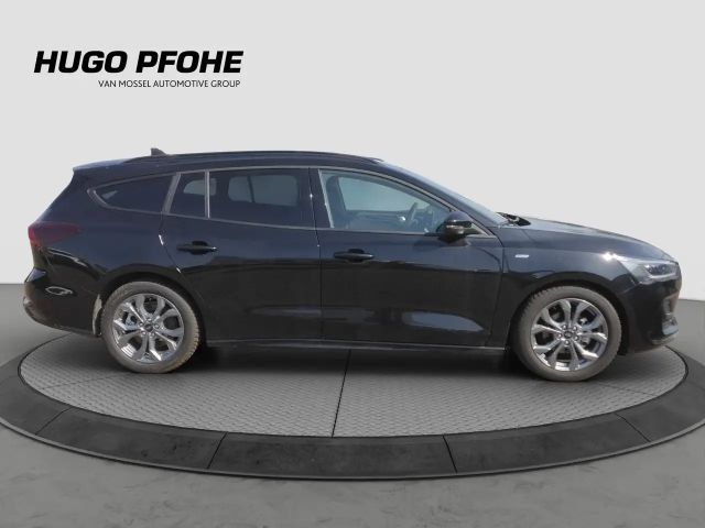 Ford Focus ST Line Wagon