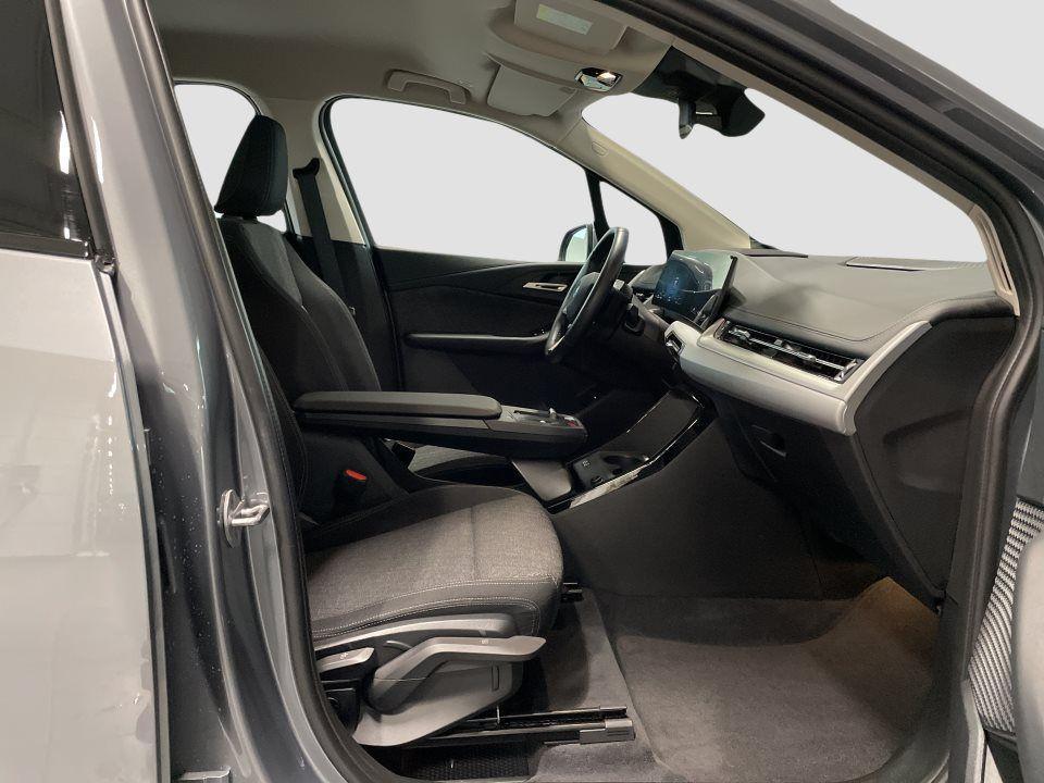 BMW 223 223i Active Tourer