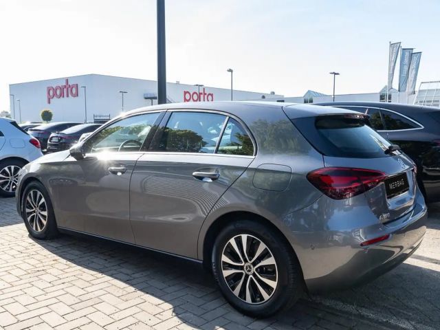 Mercedes-Benz A 180 Hatchback