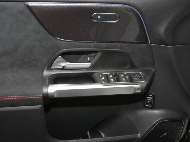 Mercedes-Benz GLB 250 4MATIC AMG Line