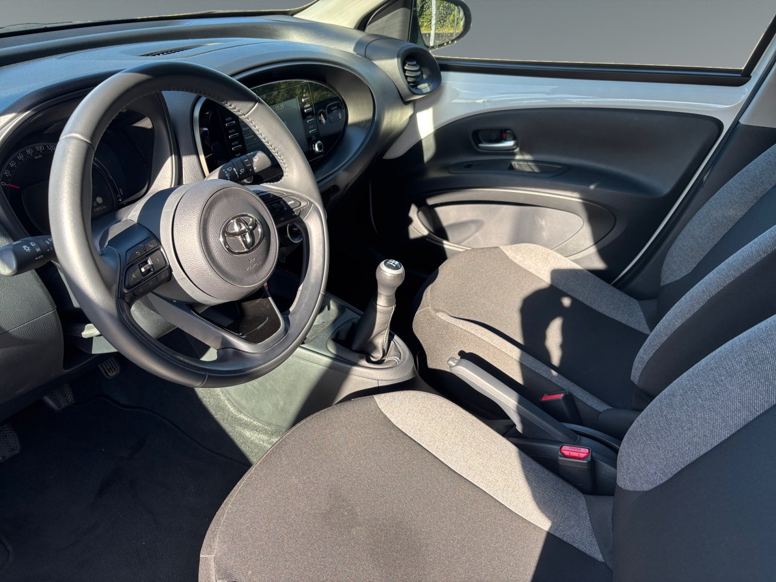 Toyota Aygo X 5-deurs Basis