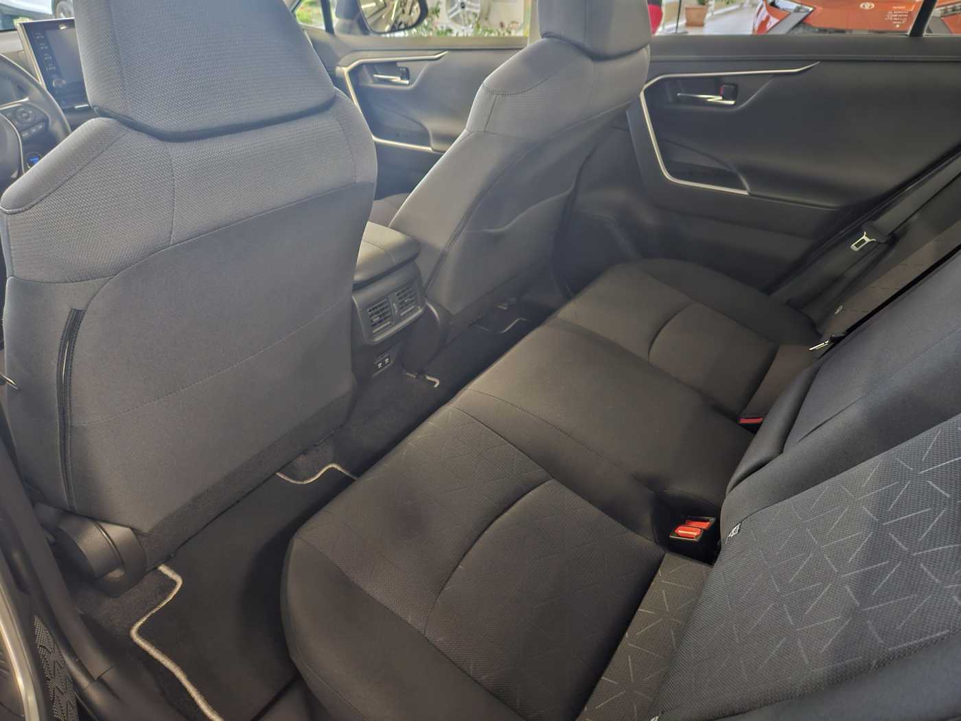 Toyota RAV4 5-deurs Team D