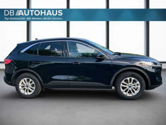 Ford Kuga AWD Titanium