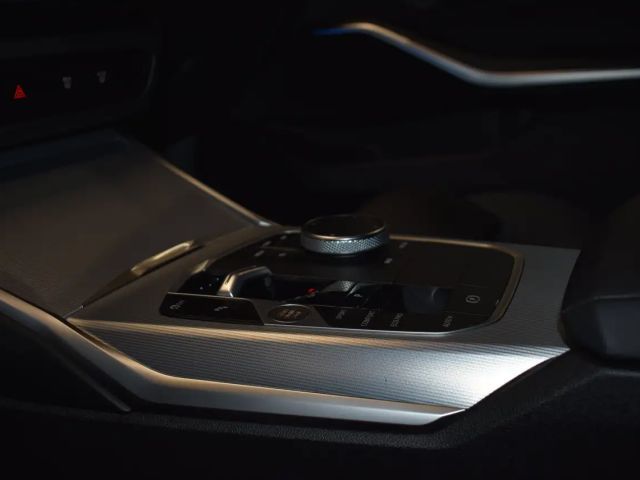 BMW 320 320d M-Sport xDrive