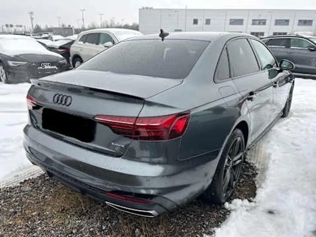 Audi A4 45 TFSI Quattro S-Line S-Tronic Sedan