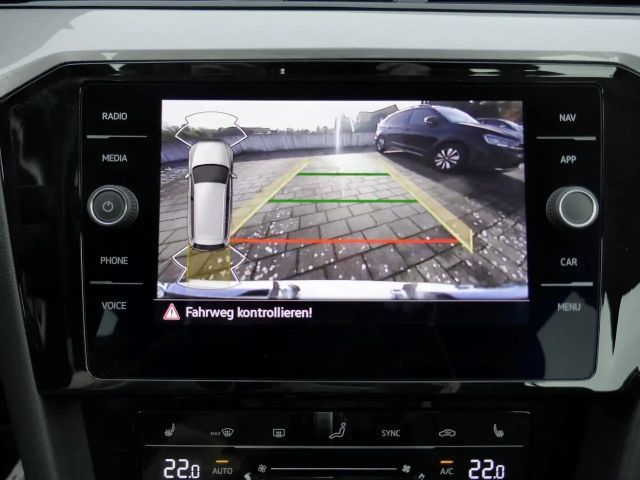 Volkswagen Passat 1.5 TSI Business DSG Variant