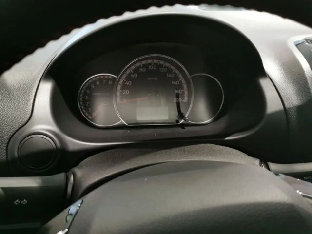 Mitsubishi Space Star Invite Star