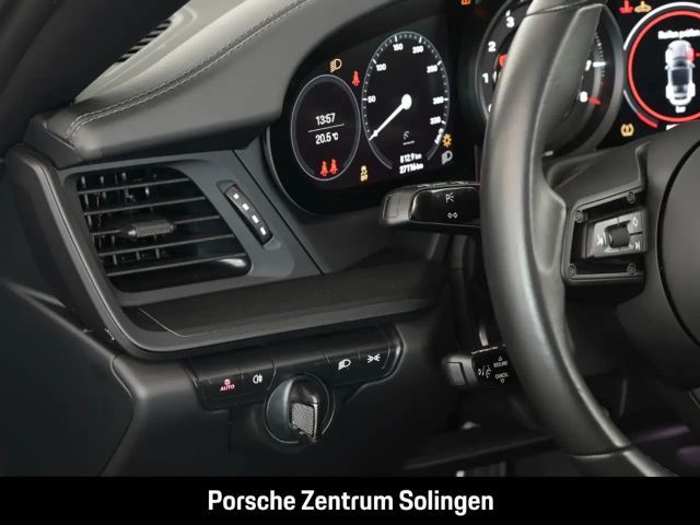 Porsche 992 Cabrio Carrera GTS