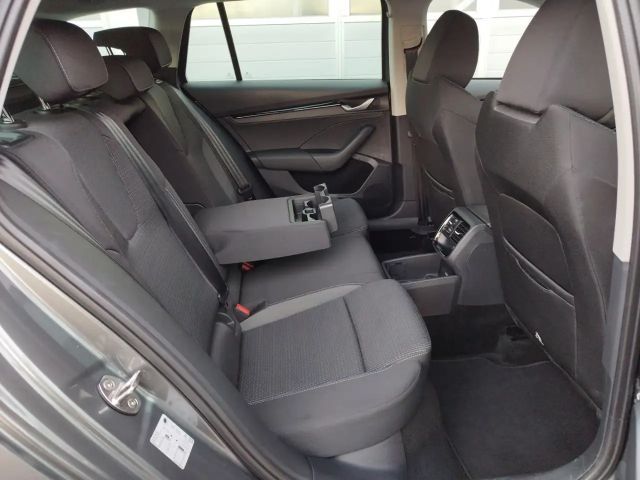Skoda Octavia Selection