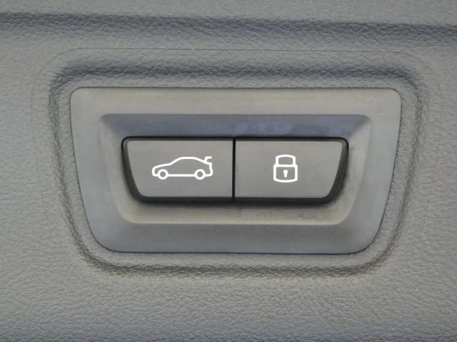 BMW 320 320i M-Sport Touring