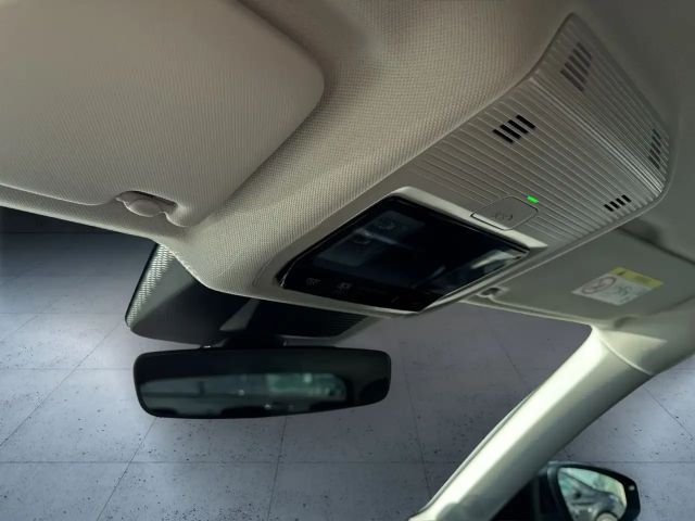 Volkswagen T-Roc 1.5 TSI DSG Style