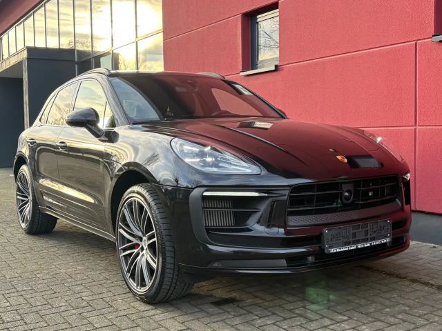 Porsche Macan S