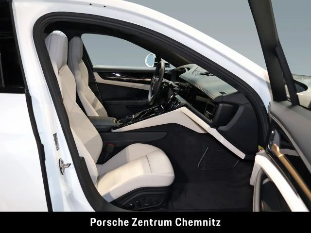 Porsche Panamera 4S E-Hybrid