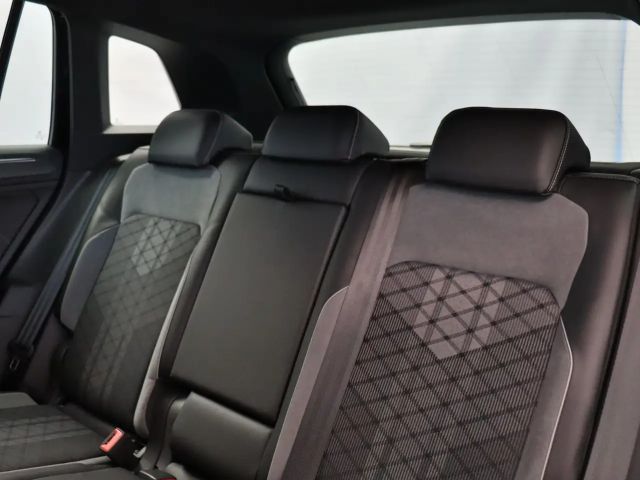 Volkswagen Tiguan 4Motion DSG R-Line