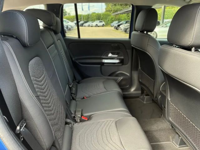 Mercedes-Benz GLB 220 4MATIC Progressive