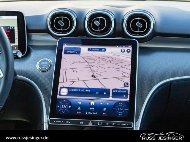 Mercedes-Benz C 200 AVANTGARDE Sedan