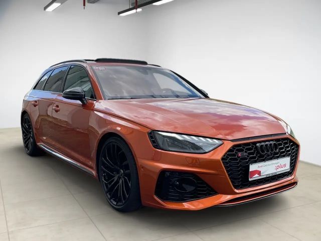 Audi RS4 Avant Quattro