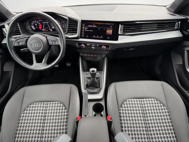 Audi A1 Citycarver 30 TFSI