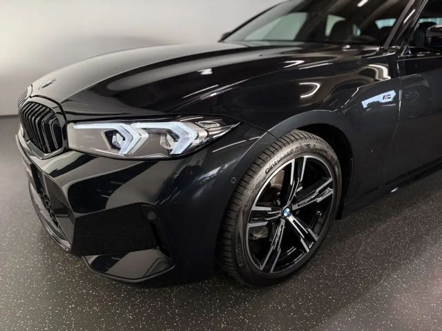 BMW 320 320d M-Sport Sedan