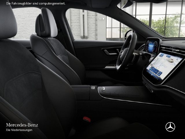 Mercedes-Benz E 200 4MATIC AMG Line Sedan