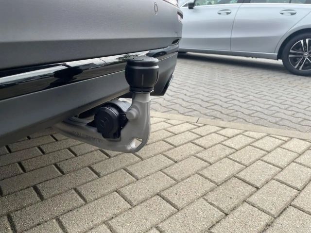 Mercedes-Benz GLA 180 AMG Line