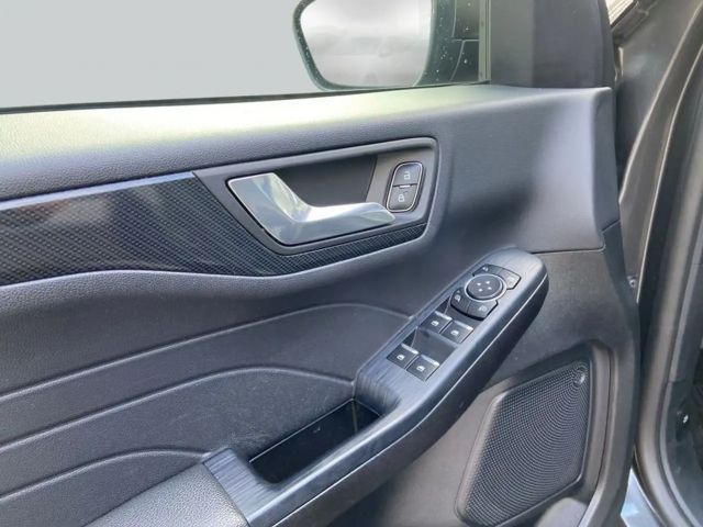 Ford Kuga Plug in Hybrid ST Line X