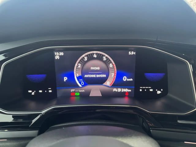 Volkswagen Taigo 1.0 TSI DSG R-Line