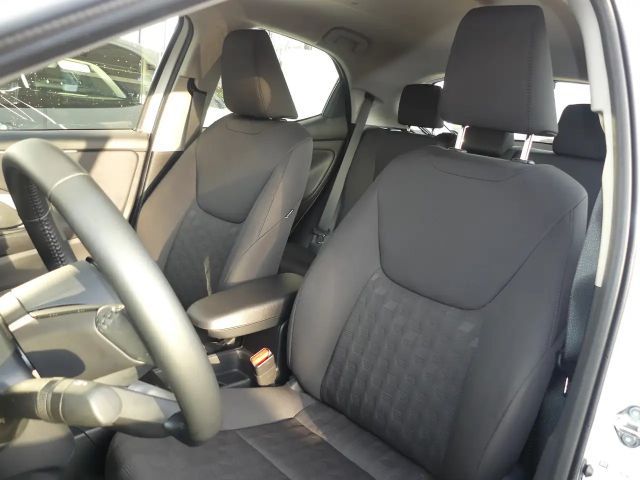 Mazda 2 2 Hybrid Centre-Line