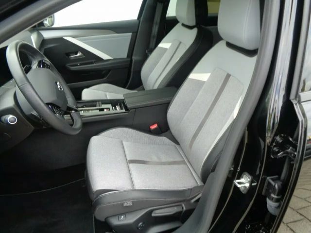 Opel Astra Elegance Hybrid Innovation