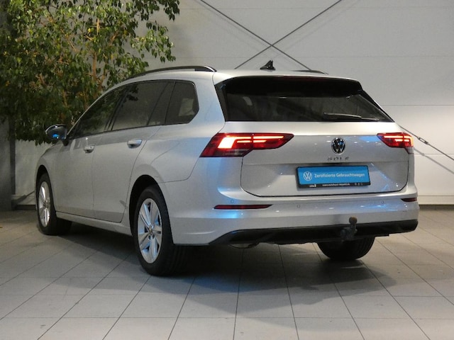 Volkswagen Golf Life Variant