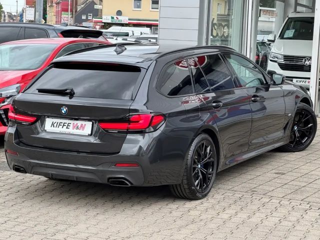 BMW 540 540d M-Sport Touring xDrive