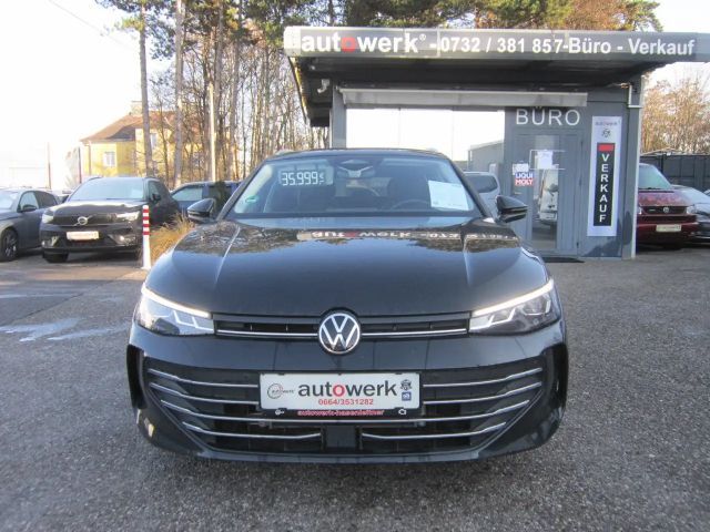 Volkswagen Passat 1.5 eTSI Business Variant