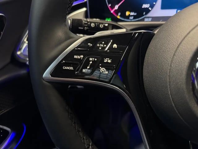 Mercedes-Benz E 200 AVANTGARDE Estate