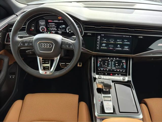 Audi Q8 60 TFSI Hybride Quattro