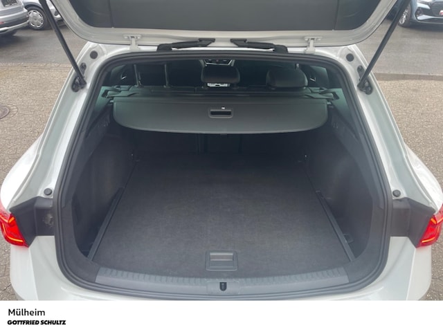 Seat Leon 1.5 eTSI DSG FR-lijn Sportstourer