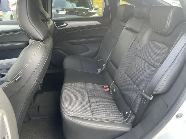 Renault Arkana EDC Hybrid Techno