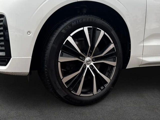 Volvo XC60 Dark Plus