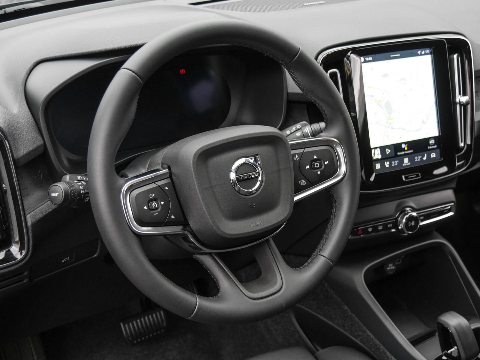 Volvo EX40 Extended range Plus Single motor