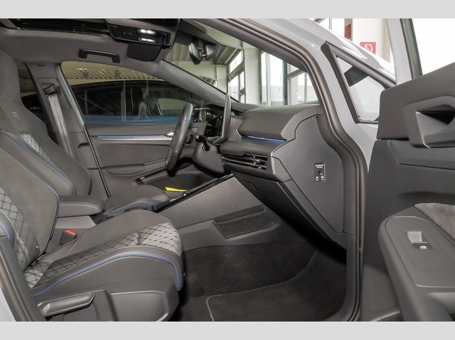 Volkswagen Golf DSG Golf VIII R-Line