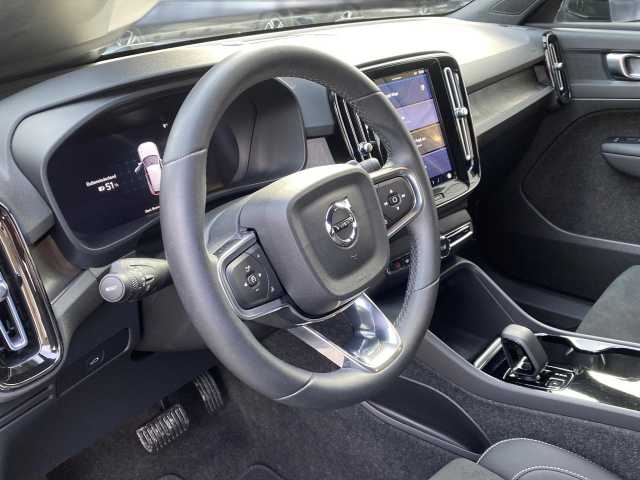 Volvo XC40 XC40 Navi LED Klima Standhzg Einparkhilfe el. Fenster