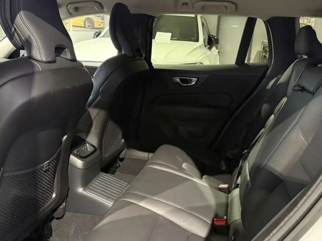 Volvo V60 AWD Dark Plus Recharge T6