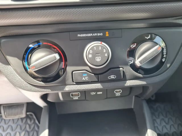 Hyundai i10 Wave, AT, Navigation*Rückfahrkamera*